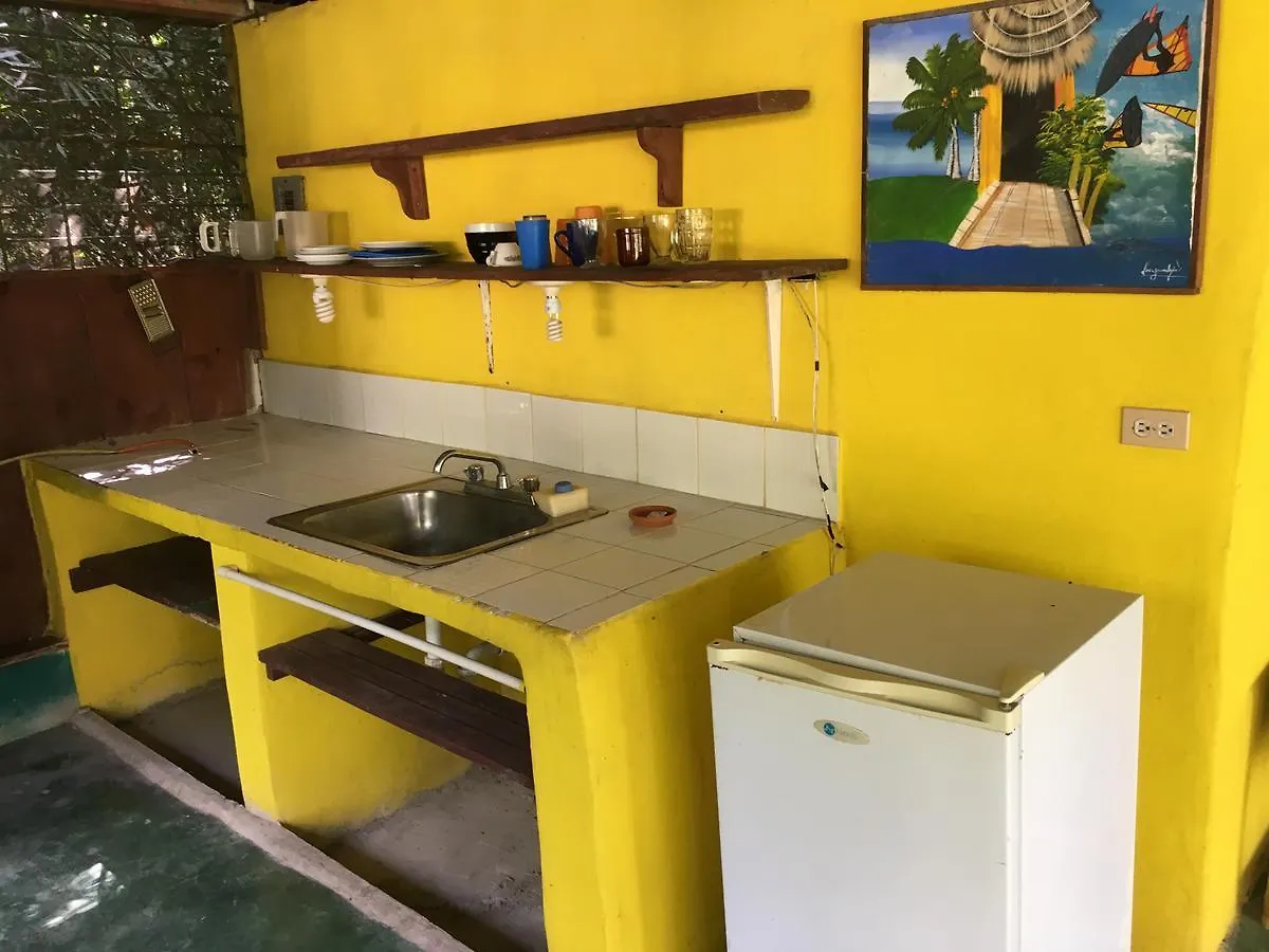 Albergue A Pousada Tropical Retreat Munoz